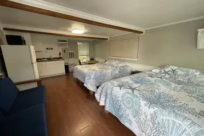 Image de Quaint cabin at Little Mineral Marina: Cabin 5