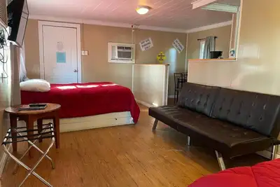 Image de Snug 2 Bed Cabin at Mill Creek Marina: Cabin 2