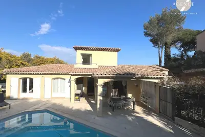 Image de Villa 3 chambres avec piscine privée