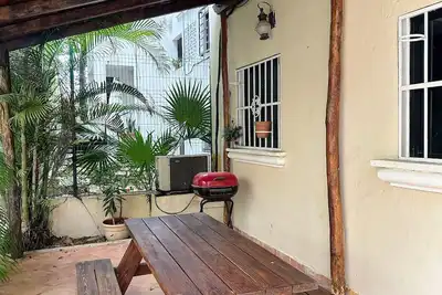 Image de Large House with internal park