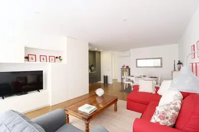 Image de Espaçoso e Moderno Apartamento no Coração de Lisboa- a 10 min do Chiado