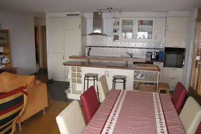 Image de super appartement 95m2 idéal pour famille, à 5 min. du centre thermal