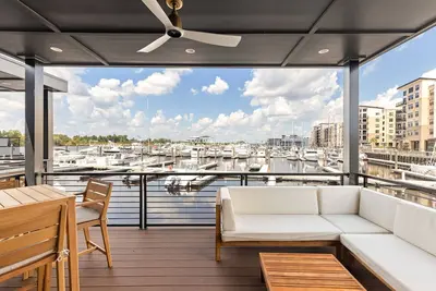 Image de Sanctuary @ The Cove Riverwalk Villas