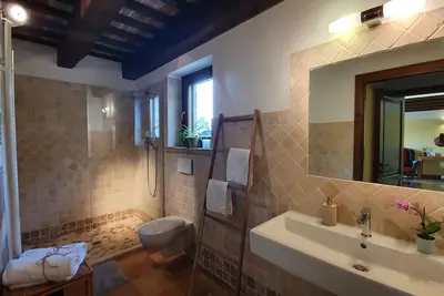 Image de Gemütliches Kleines Haus in Einem Borgo mit Gemeinschafts-pool und Sauna