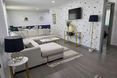 Image de Battery Central Braves - Parfait pour les familles !
