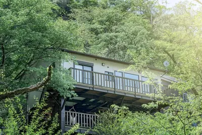 Image de House with a large terrace and a natural hot spring rock bath / Atami Shizuoka