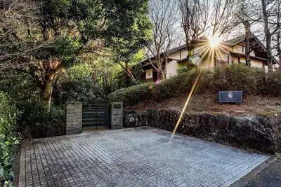 Image de Dogs are welcome as there is a dog run A rental villa surrounded by trees / Ito Shizuoka