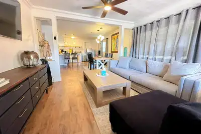 Image de 2br Apt | $1800 Monthly | 7mins to Integris #19a