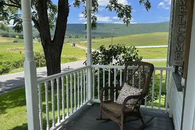 Image de Historic Farmhouse Getaway