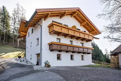 Image de Appartement 'Ferienwohnung Gruberhof' avec vue sur les montagnes, jardin partagé et Wi-Fi