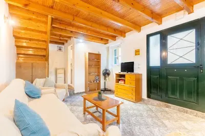 Image de Maison de vacances 'Sinarades Village House'