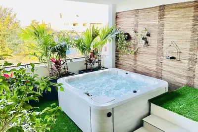 Image de \"Romance Sxm: Caribbean Elegance in the Heart of Saint Martin\"