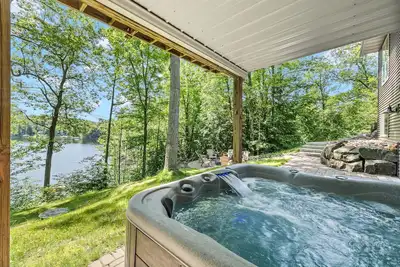 Image de Outdoor Adventure Awaits~right outside the door. Utv/Boating/Snowmobiling/Hiking