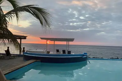 Image de Sea view room with deck