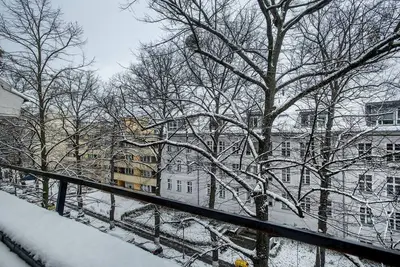 Image de Nice Charlottenburg 2br Fully Equipped, by Blueground