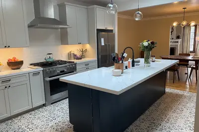 Image de Updated Sf victorian steps from Golden Gate Park