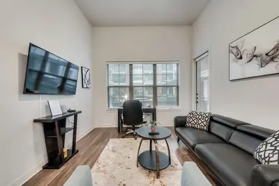 Image de 25% Off Luxe 1bd Pool Beltline Rd - Addison