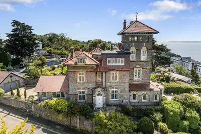 Image de Vane Tower- Historic retreat with Panoramic Sea Views
