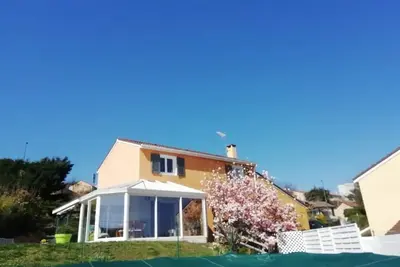 Image de Maison Calme Avec Piscine et vue Imprenable