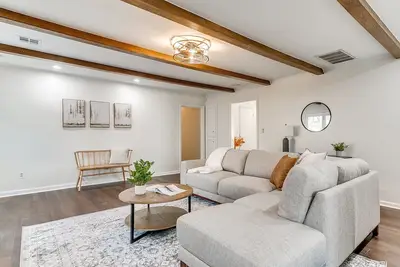 Image de A Temporary Haven that Feels Like Home