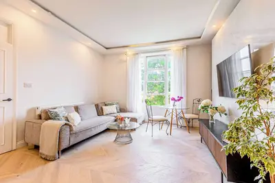 Image de Stylish Modern 2br flat, 1 min to S. Hampstead St.