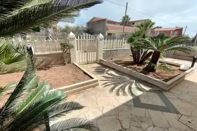 Maison de vacances 'Villetta Roby' avec terrasse privée, jardin privé et climatisation