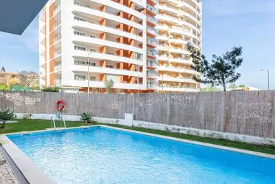 #209 Lumina Flat by Home Holidays