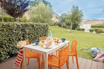 Image de Casarella Massari joli appartement dans une résidence avec piscine partagée