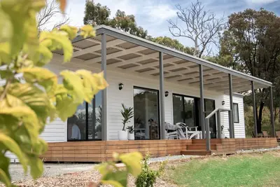 Image de Luxury and seclusion in the Adelaide Hills with breathtaking views