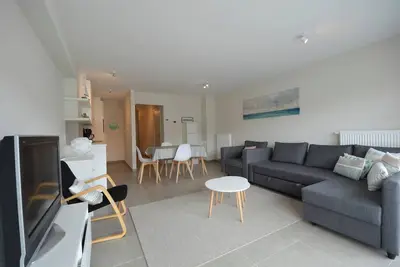 Image de Appartement élégant avec terrasse ensoleillée