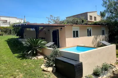 Image de chalet pleine nature proche mer