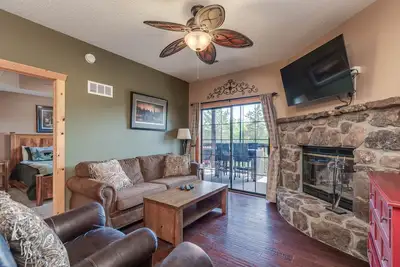 Image de 2br Village At Indian Point 902 near Sdc-Free Tickets Daily up to $500 Value