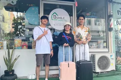 Image de 5 minutes to the Don Mueang Airport connector and  Don Mueang Red Line  station.