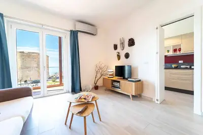 Image de Sea view apartment, city center.