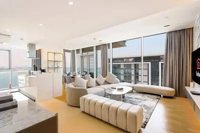 Image de Livbnb - Bluewaters 3br + Maids, with Sea Views