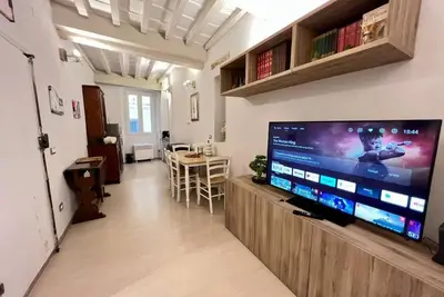 Image de Sweet House near square of the