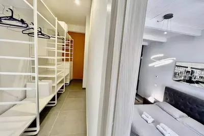 Image de Modern Loft with Jacuzzi[30m meter].