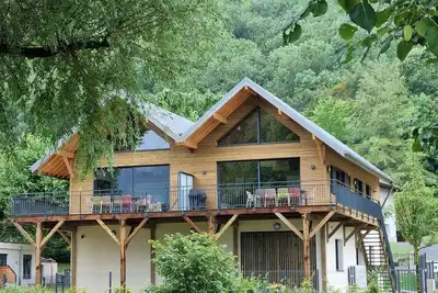 Image de Les chalets de Conjux - Lac accès direct lac Bourget pour 10Pers - Exceptionnel