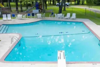 Image de Perfect lake escape with friends and family - activities and easy lake access!