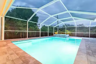 Image de Private Heated Saltwater Pool & Spa 3-Bdrm Home in Harbor Bluffs