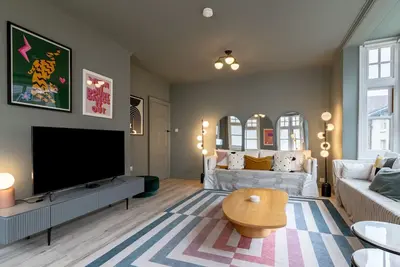 Image de Kingston House - Quatre Chambres Maison, Couchages 8