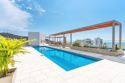 Image de 1 block from the beach! Modern Loft with pool, gym and amenities