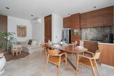 Image de Condo Aldea Zama avec vue sur la piscine près du centre et de la plage de Tulum