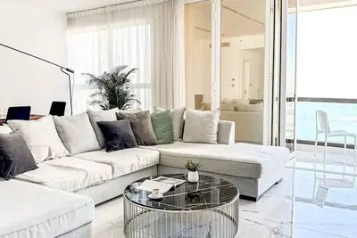 Image de Gma Murjan 2br Sea View High Floor\n\n