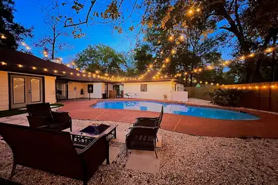 Image de Urban Country Dream Home w/pool