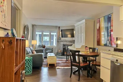 Image de Jack S`Bearo- Ac, Pool, Mountain Views, Hiking, Gym