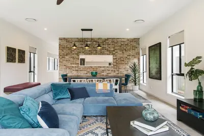 Image de Entire Luxury Townhouse - 5br - 3bth