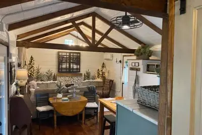 Image de Rustic luxury in beautiful area near state park