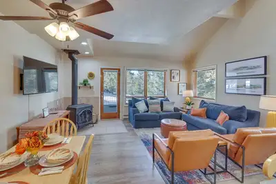 Image de Cloudcroft Vacation Rental ~ 4 Mi to Skiing!