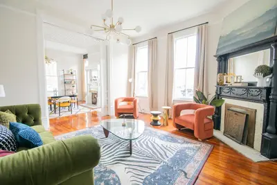 Image de Elegant, modern The Masters on Central Ave just minutes from Augusta National